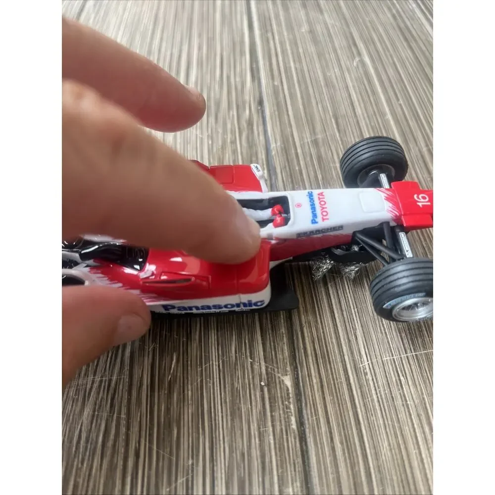 Carrera Evolution 25763 Toyota TF105, #17 1:32 Slot Car